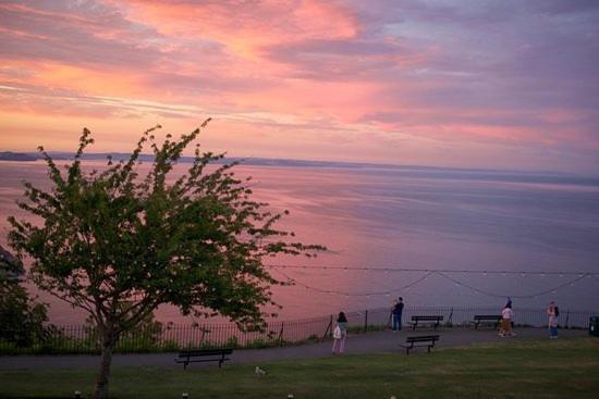 South Devon Retreat - Entire House - Family & Pet Friendly Holiday home *