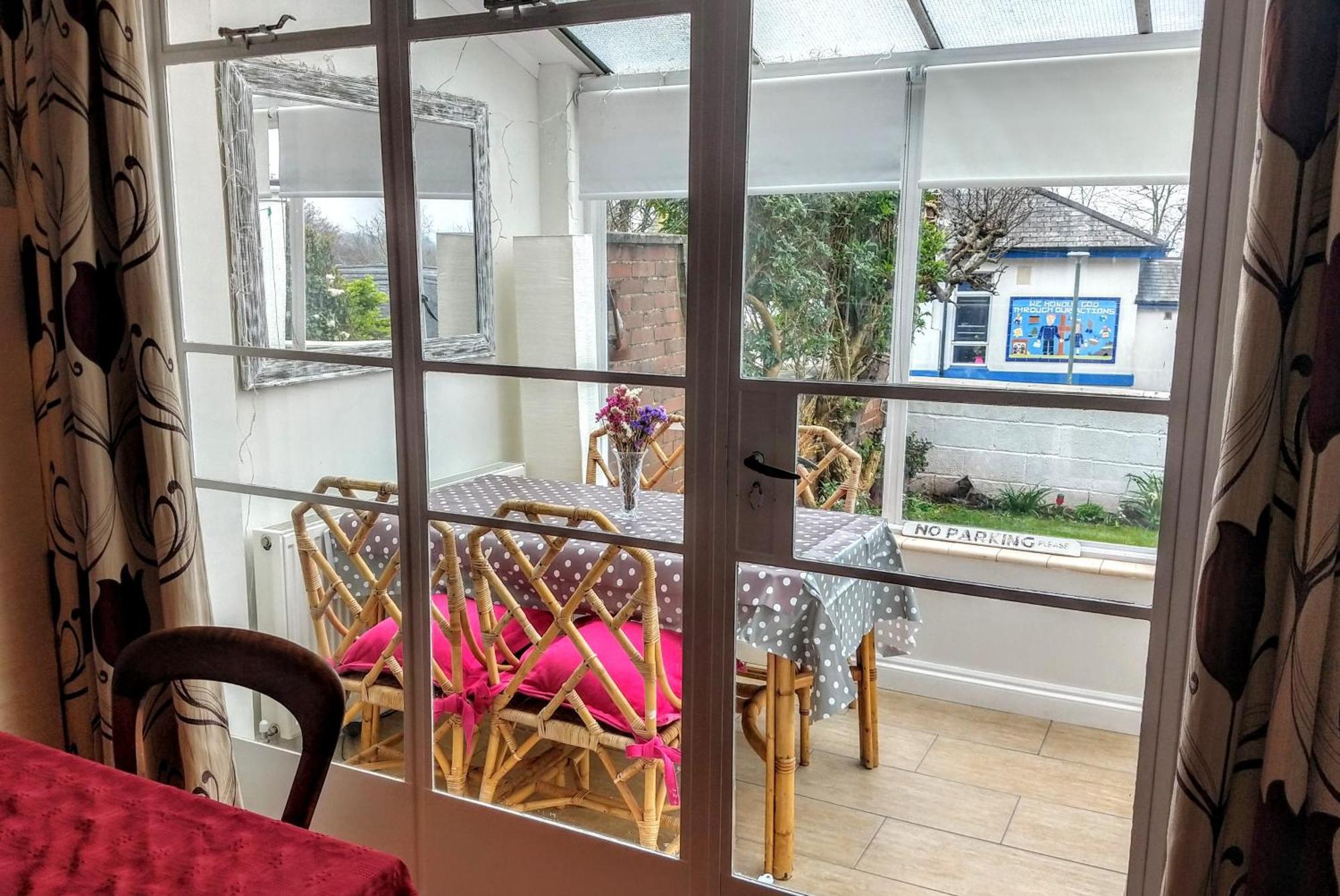 South Devon Retreat - Entire House - Family & Pet Friendly * Torquay